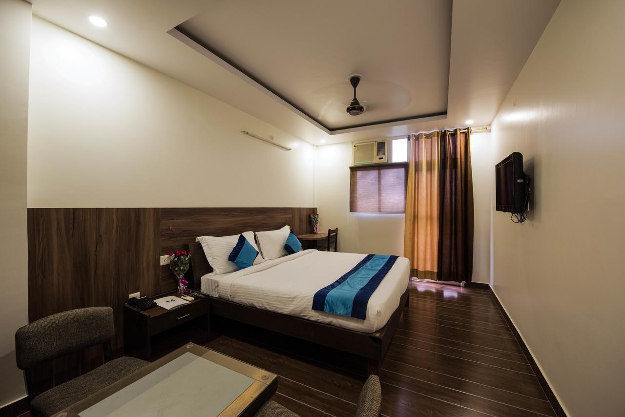 Eclat Suites Mint Gomti Nagar Lucknow Exterior photo